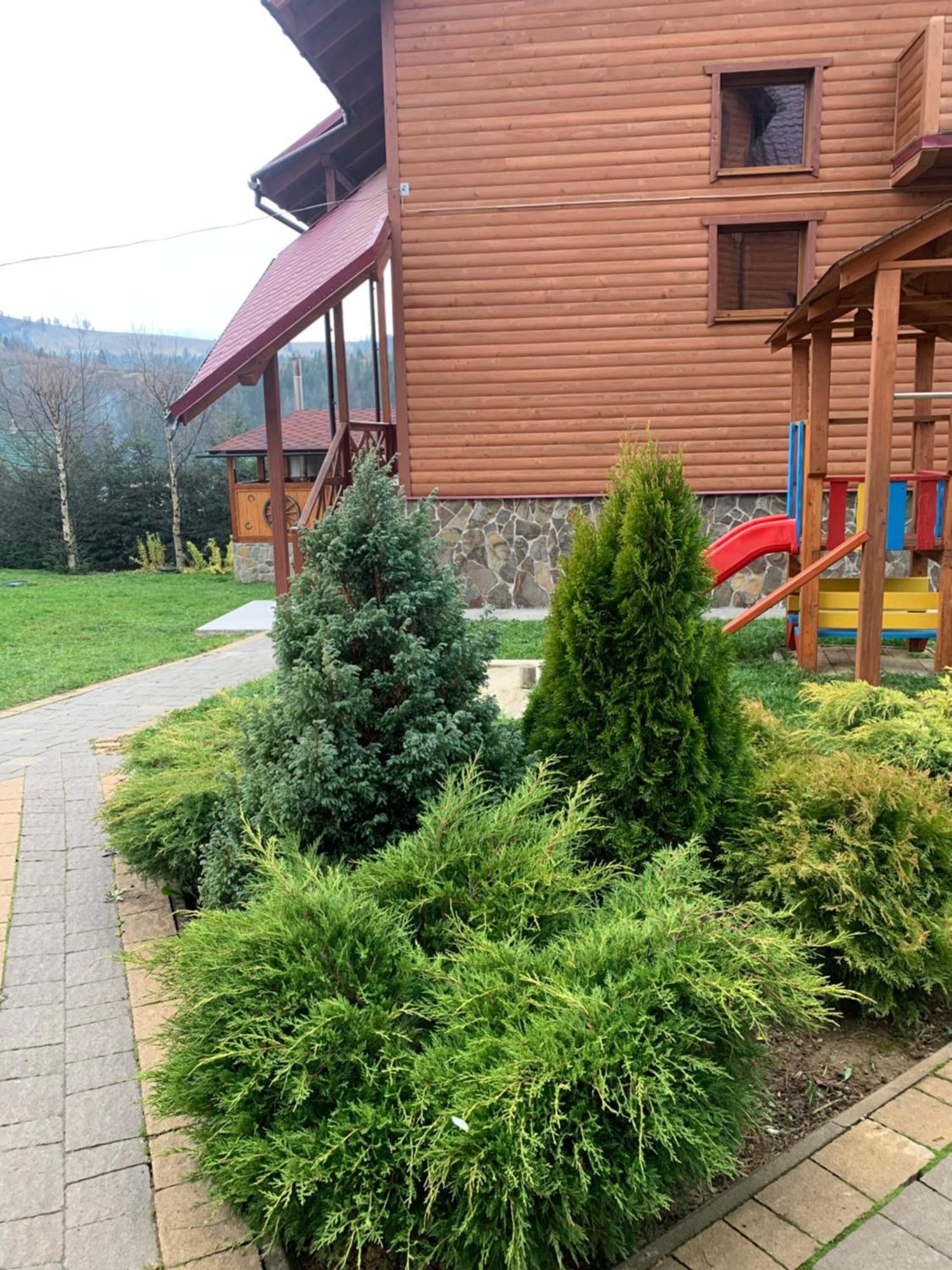 Hotel Aura Karpat Bukovel Esterno foto