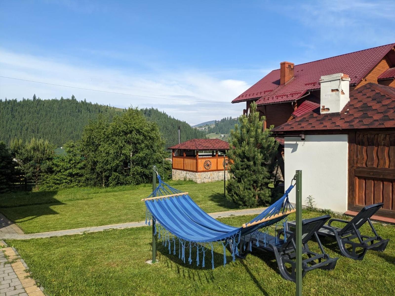 Hotel Aura Karpat Bukovel Esterno foto