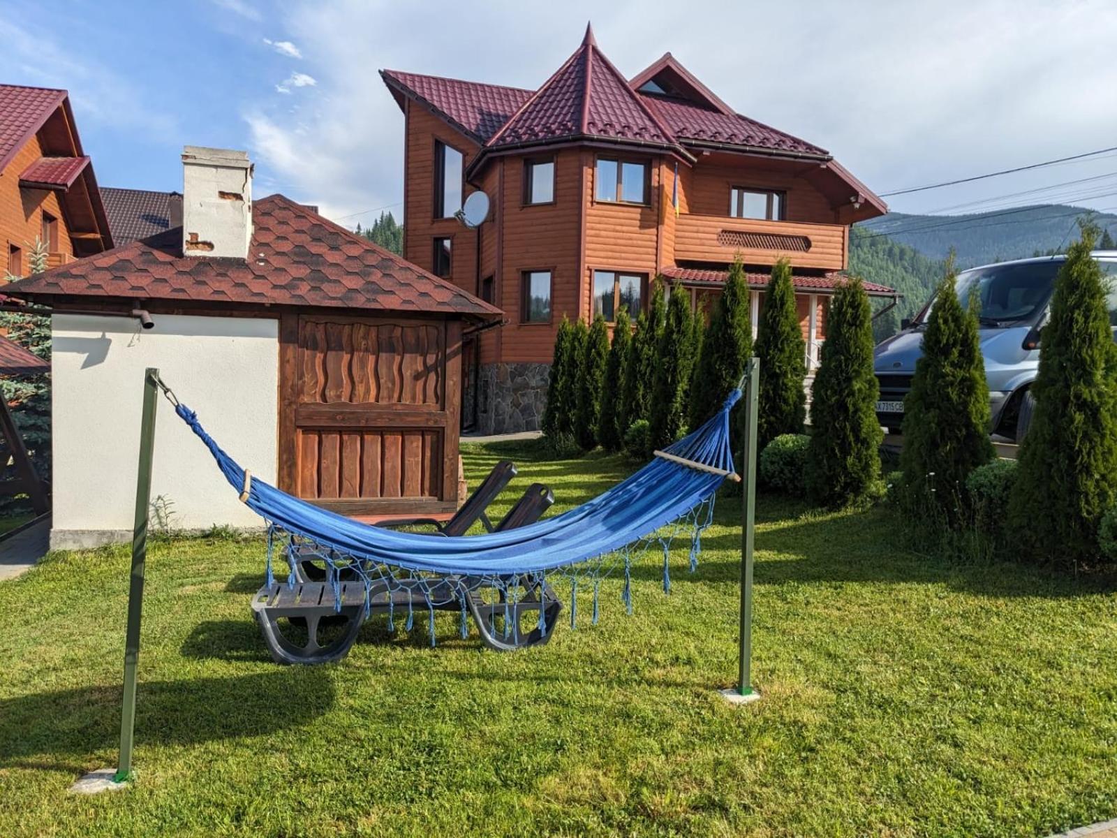 Hotel Aura Karpat Bukovel Esterno foto
