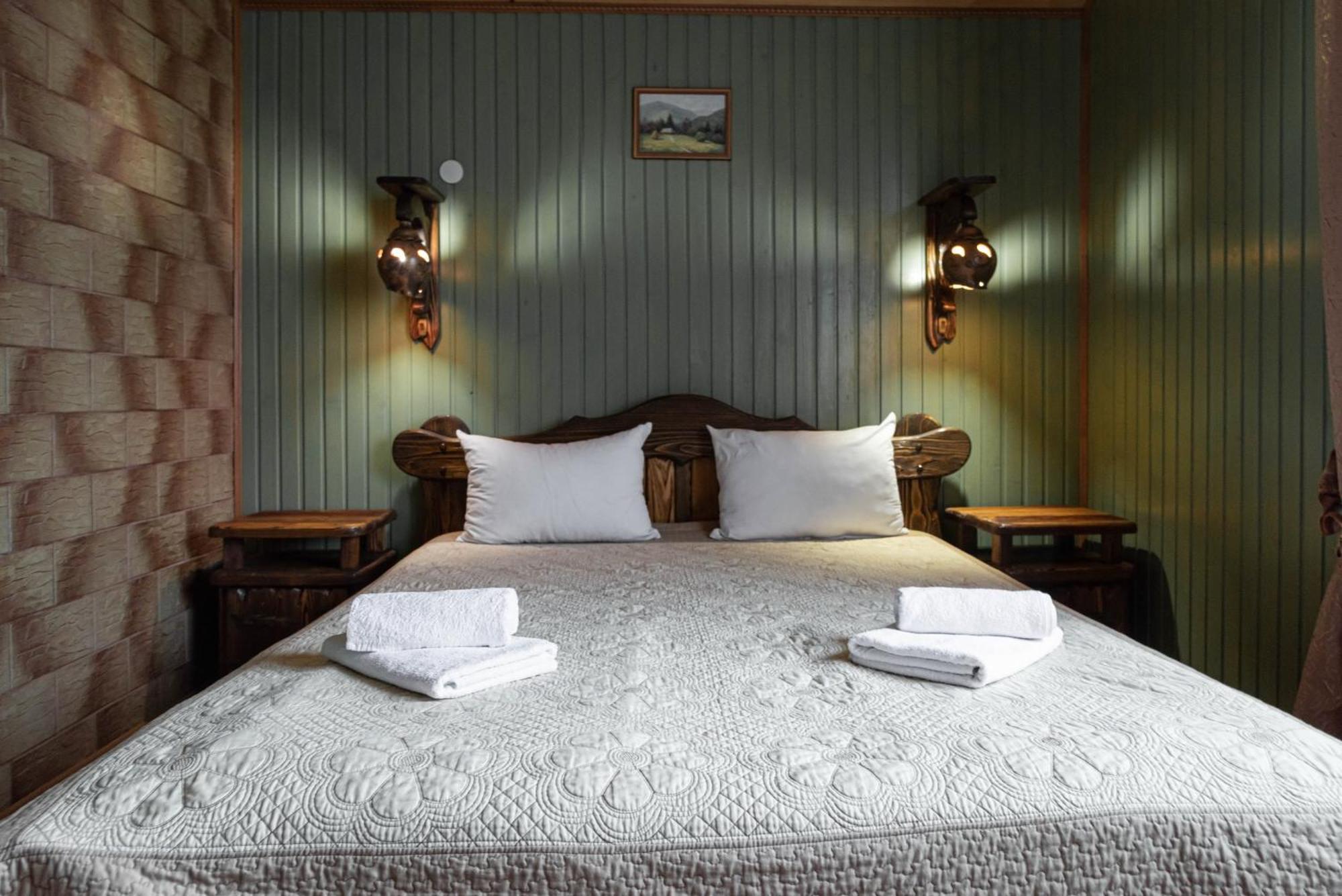 Hotel Aura Karpat Bukovel Esterno foto