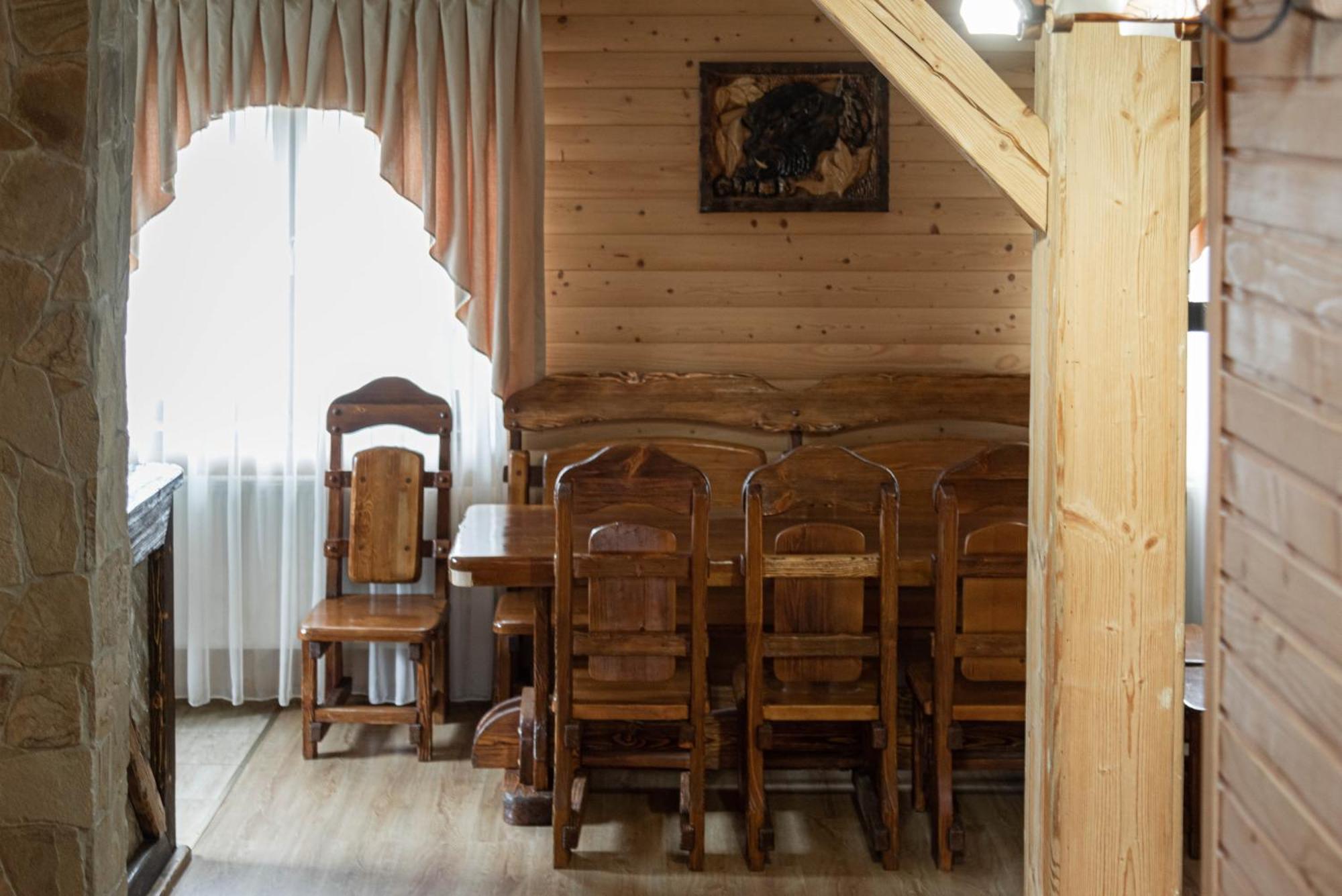 Hotel Aura Karpat Bukovel Esterno foto