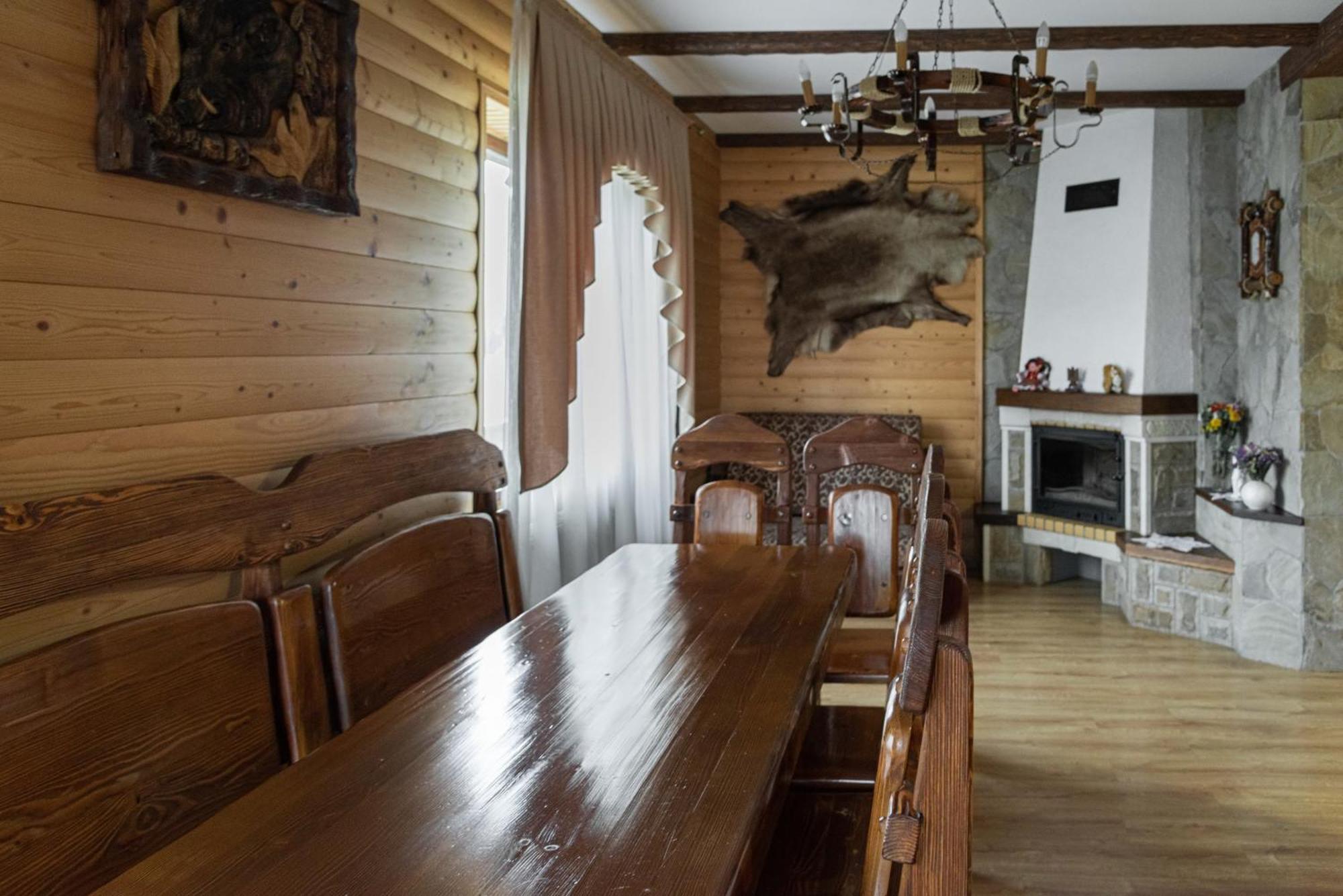 Hotel Aura Karpat Bukovel Esterno foto