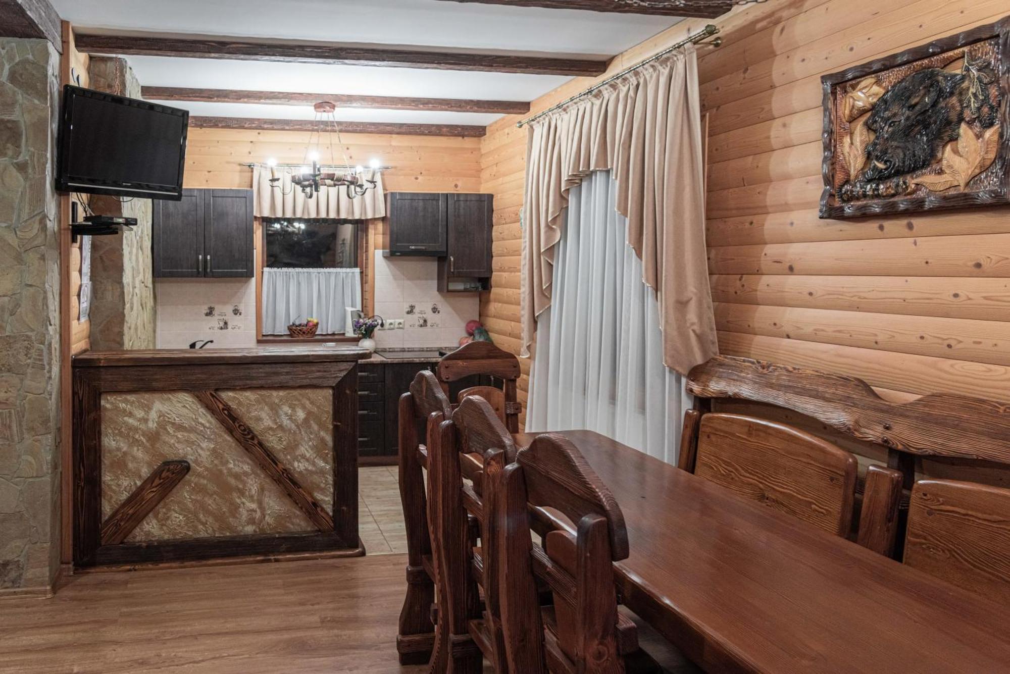 Hotel Aura Karpat Bukovel Esterno foto