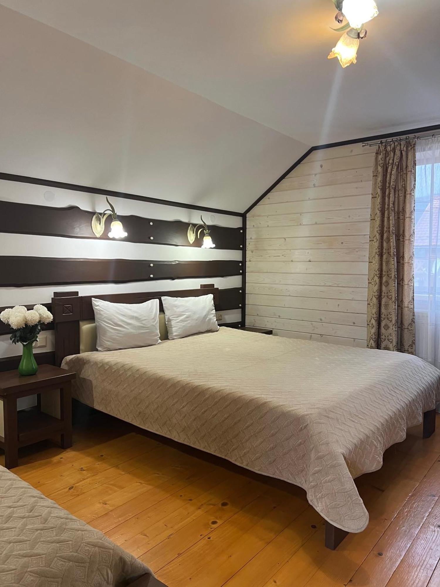 Hotel Aura Karpat Bukovel Esterno foto