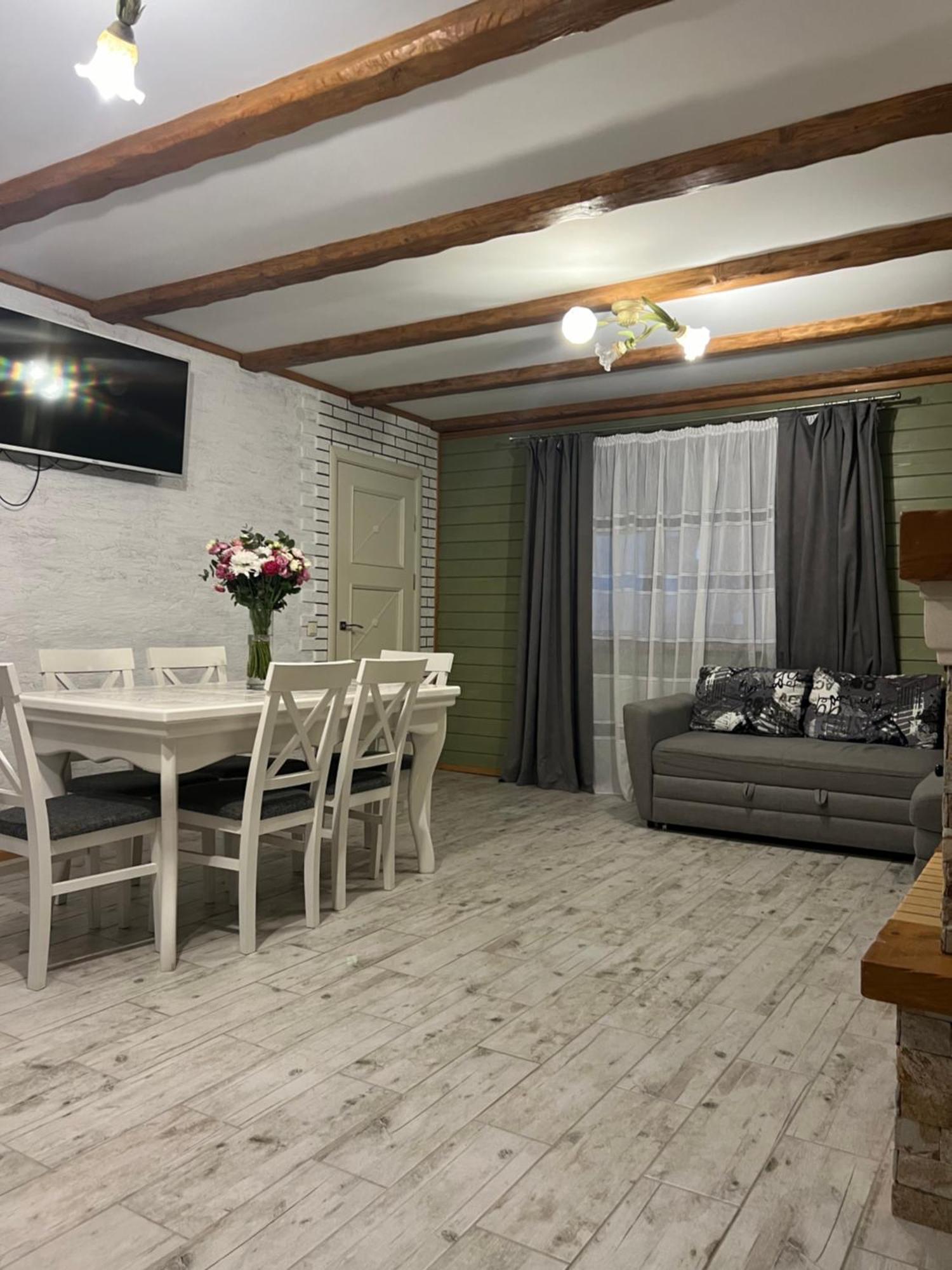 Hotel Aura Karpat Bukovel Esterno foto